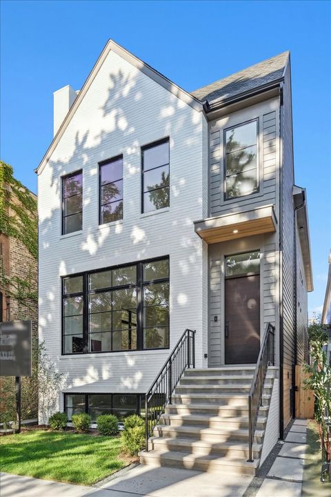 3846 N Bell Avenue Chicago IL 60618