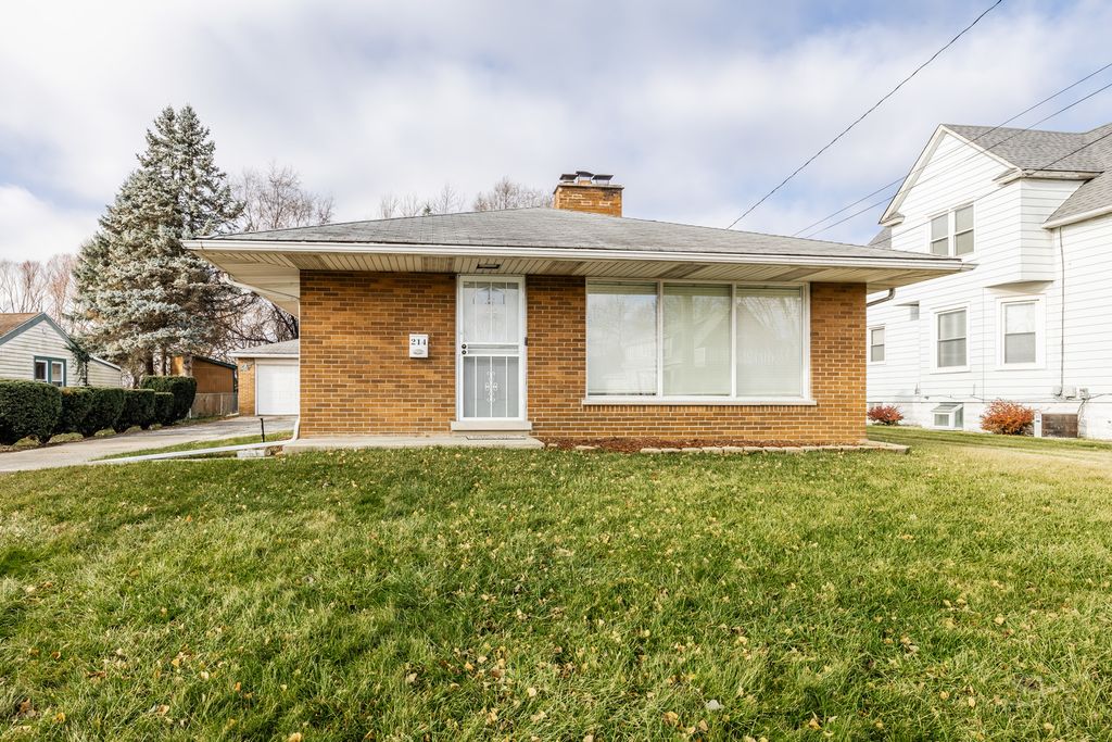 Photo for 214 N Hunter Street, Thornton, IL 60476 (MLS # 12460108)