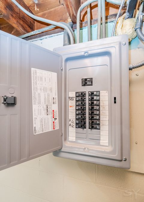 Tiny photo for 214 N Hunter Street, Thornton, IL 60476 (MLS # 12460108)