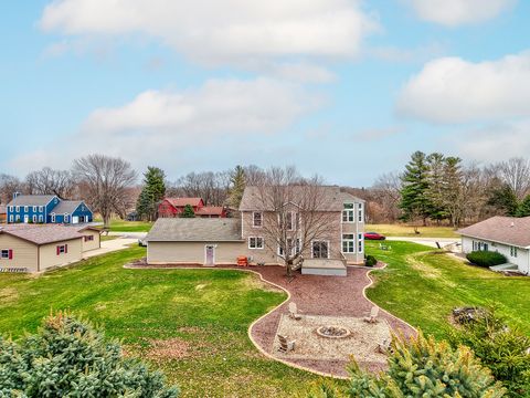 Tiny photo for 3 Wood Duck Lane, Ottawa, IL 61350 (MLS # 12591784)