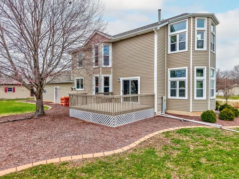 Tiny photo for 3 Wood Duck Lane, Ottawa, IL 61350 (MLS # 12591784)
