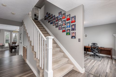 Tiny photo for 3 Wood Duck Lane, Ottawa, IL 61350 (MLS # 12591784)