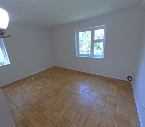 Tiny photo for 7200 Oak Avenue #4SW, River Forest, IL 60305 (MLS # 12431109)