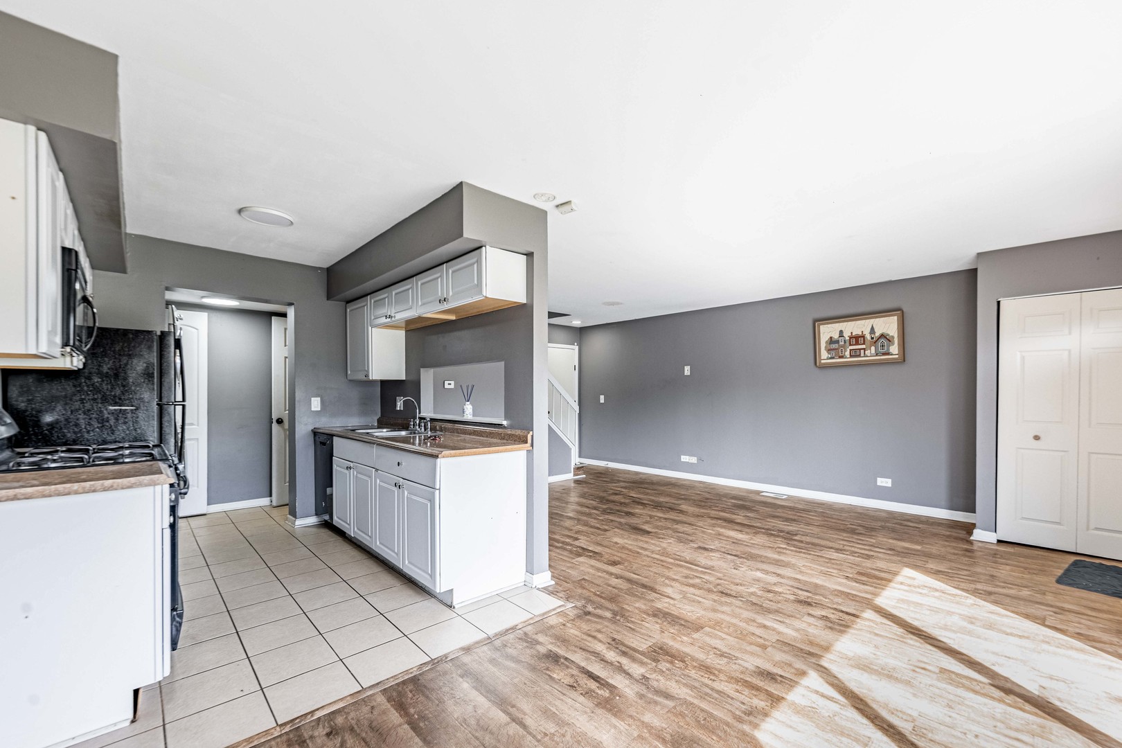234 Dakota Court B