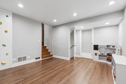 Tiny photo for 195 E Oak Glen Drive, Bartlett, IL 60103 (MLS # 12586918)