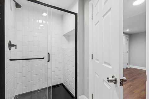 Tiny photo for 195 E Oak Glen Drive, Bartlett, IL 60103 (MLS # 12586918)