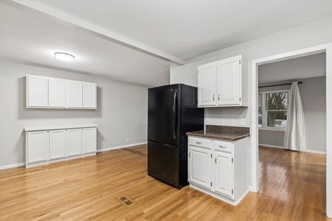 Tiny photo for 195 E Oak Glen Drive, Bartlett, IL 60103 (MLS # 12586918)