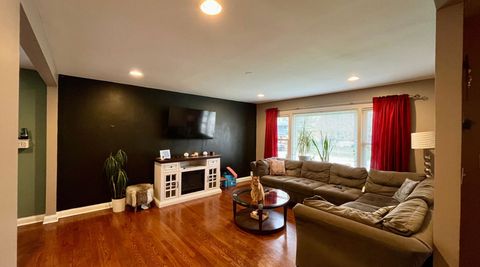 Tiny photo for 8009 Lavergne Avenue, Burbank, IL 60459 (MLS # 12621345)