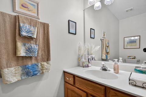 Tiny photo for 3610 Lakeview Drive, Algonquin, IL 60102 (MLS # 12512698)