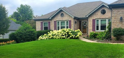 Tiny photo for 3610 Lakeview Drive, Algonquin, IL 60102 (MLS # 12512698)