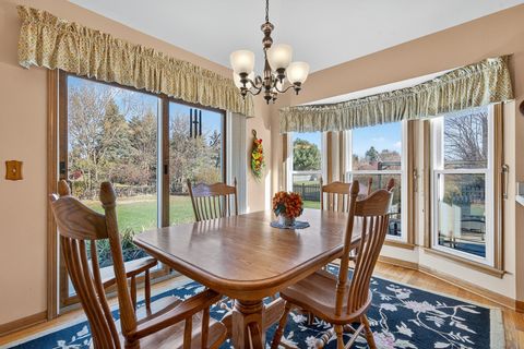 Tiny photo for 3610 Lakeview Drive, Algonquin, IL 60102 (MLS # 12512698)