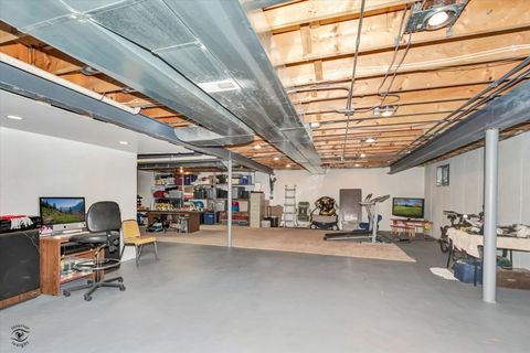 Tiny photo for 19824 Maydell Court, Tinley Park, IL 60487 (MLS # 12596356)