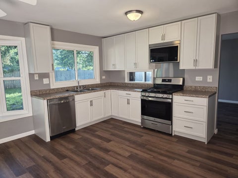 Tiny photo for Warrenville, IL 60555 (MLS # 12679688)