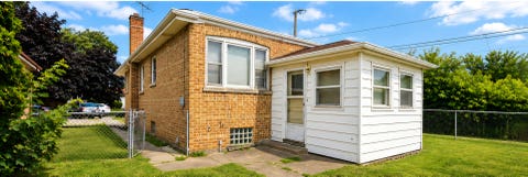 Tiny photo for 589 Buffalo Avenue, Calumet City, IL 60409 (MLS # 12716839)