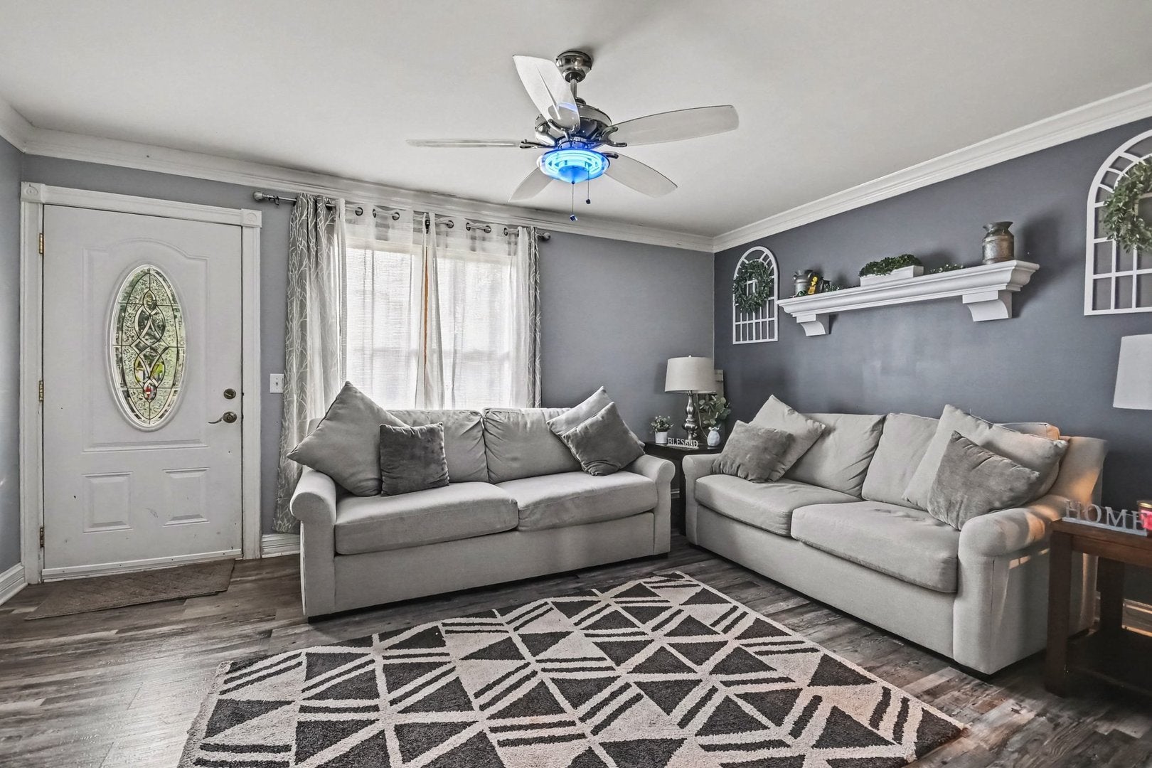 30W100 Maplewood Drive