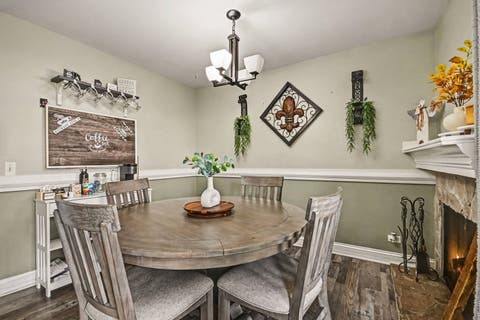 Tiny photo for 30W100 Maplewood Drive, Warrenville, IL 60555 (MLS # 12675555)