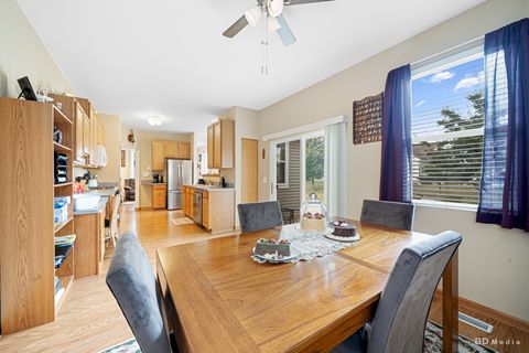 Tiny photo for 2508 Meer Park Court, Crest Hill, IL 60403 (MLS # 11866214)