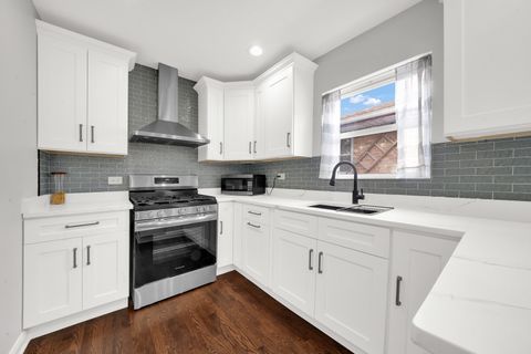 Tiny photo for 5310 S Avers Avenue, Chicago, IL 60632 (MLS # 12508609)