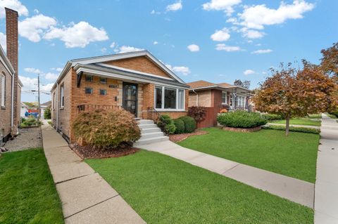 Tiny photo for 5310 S Avers Avenue, Chicago, IL 60632 (MLS # 12508609)