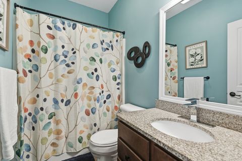 Tiny photo for 6521 FRIENDSHIP Path, Bettendorf, IA 52722 (MLS # 12605641)