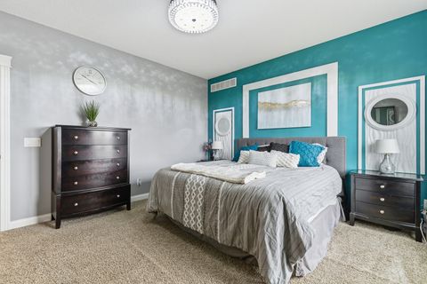 Tiny photo for 6521 FRIENDSHIP Path, Bettendorf, IA 52722 (MLS # 12605641)