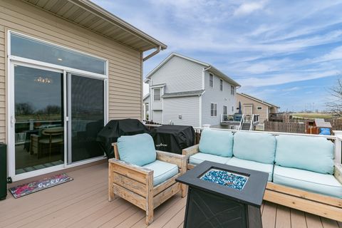 Tiny photo for 6521 FRIENDSHIP Path, Bettendorf, IA 52722 (MLS # 12605641)