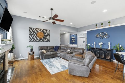 Tiny photo for 6521 FRIENDSHIP Path, Bettendorf, IA 52722 (MLS # 12605641)