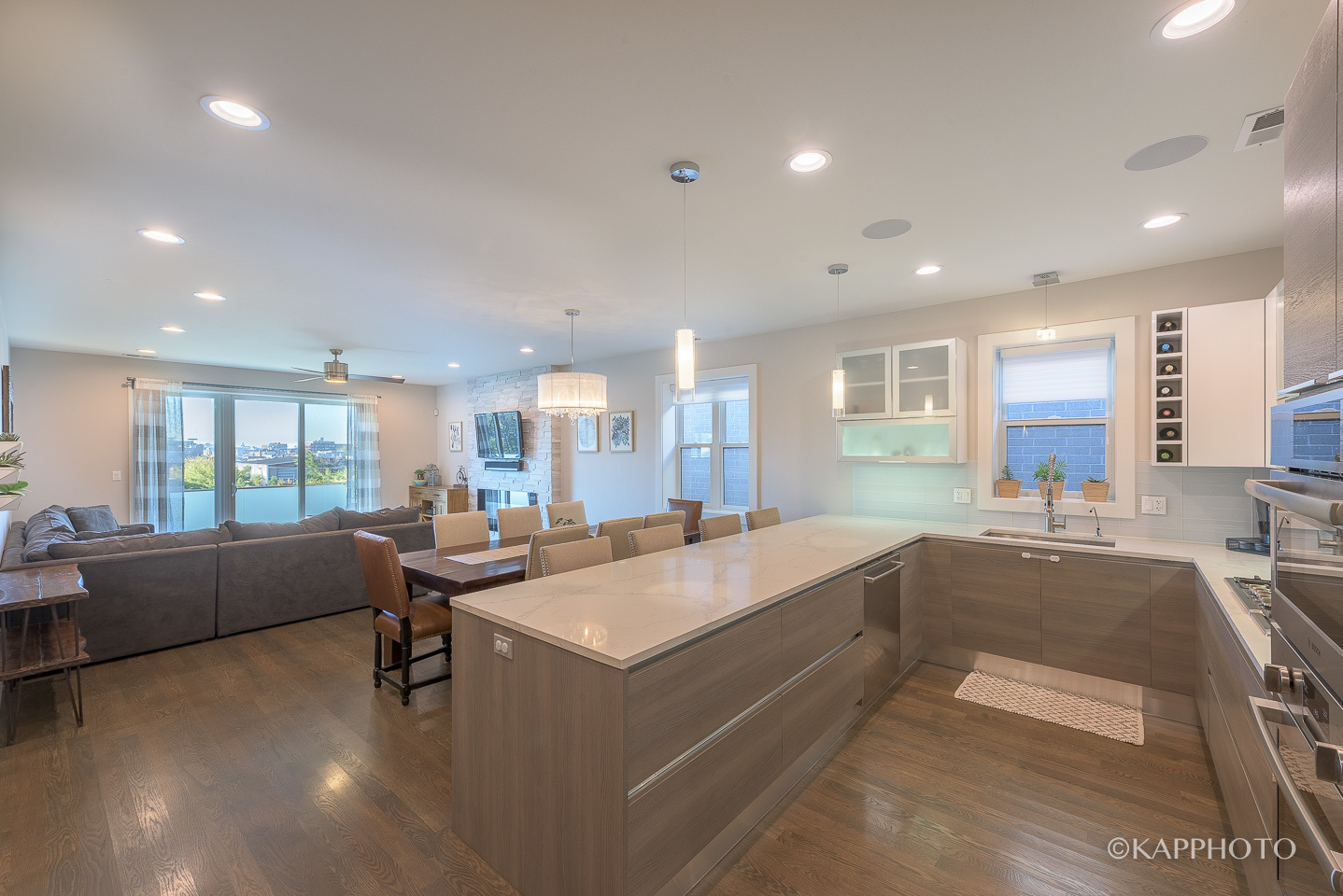 1146 W Hubbard Street 4W