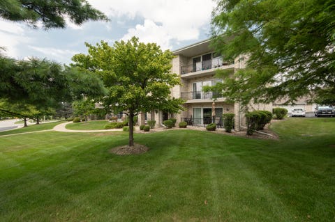 Tiny photo for 11113 Wisconsin Court #2D, Orland Park, IL 60467 (MLS # 12711382)