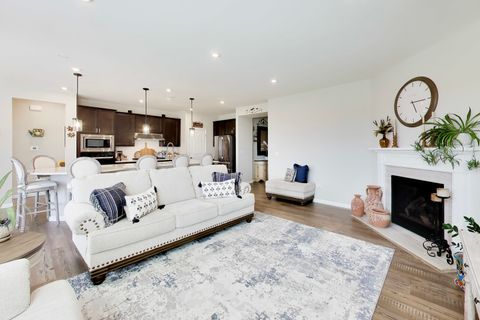 Tiny photo for 2911 Briargate Drive, Lindenhurst, IL 60046 (MLS # 12608986)