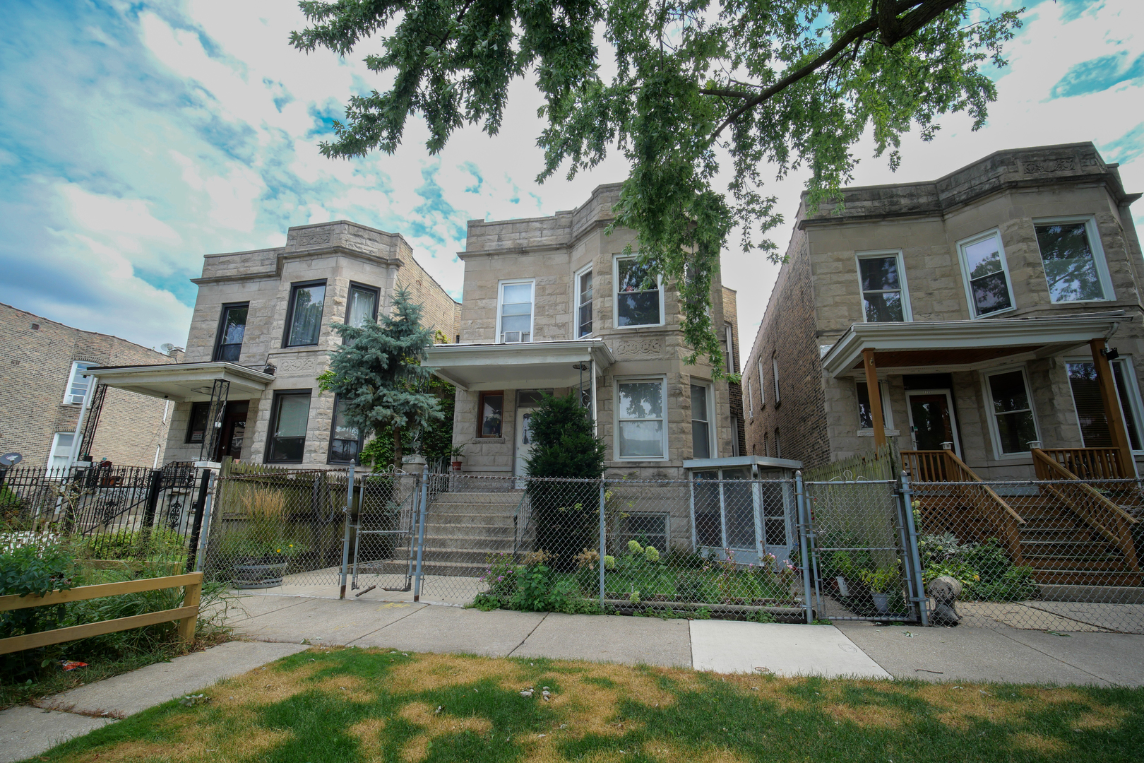 1115 N Spaulding Avenue
