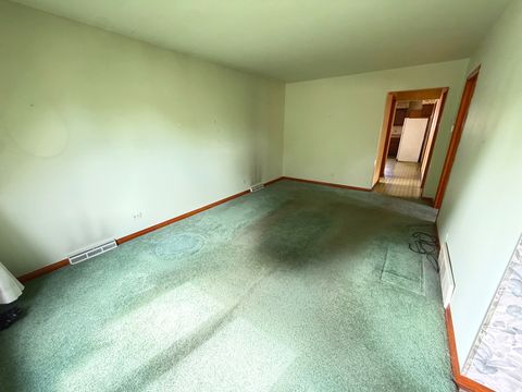 Tiny photo for 12850 S Commercial Avenue, Chicago, IL 60633 (MLS # 12691068)