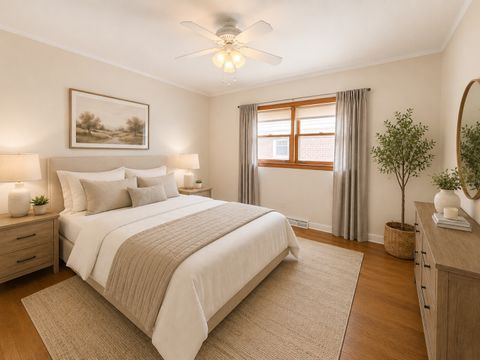 Tiny photo for 12850 S Commercial Avenue, Chicago, IL 60633 (MLS # 12691068)