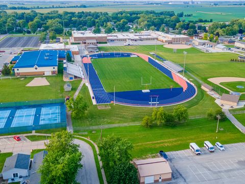 Tiny photo for 915 E Prairie Street, Pontiac, IL 61764 (MLS # 12524789)