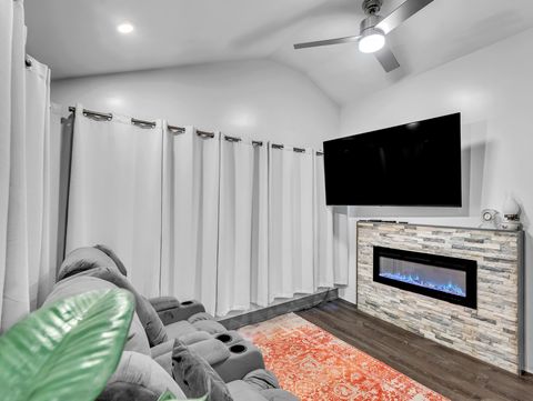 Tiny photo for 915 E Prairie Street, Pontiac, IL 61764 (MLS # 12524789)