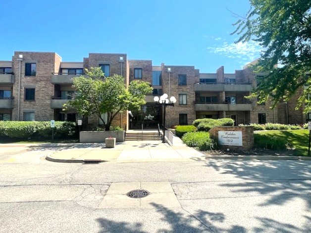1912 Prairie Square 219