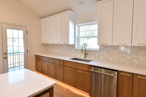 Tiny photo for 14109 Kenneth Court, Crestwood, IL 60418 (MLS # 12661398)