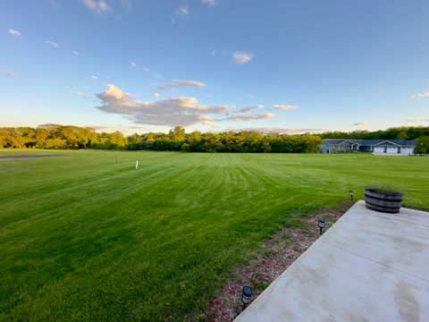 Tiny photo for 801 Ann Marie Drive, Utica, IL 61373 (MLS # 12649996)