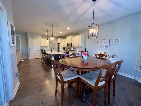Tiny photo for 801 Ann Marie Drive, Utica, IL 61373 (MLS # 12649996)