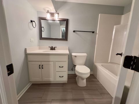 Tiny photo for 801 Ann Marie Drive, Utica, IL 61373 (MLS # 12649996)