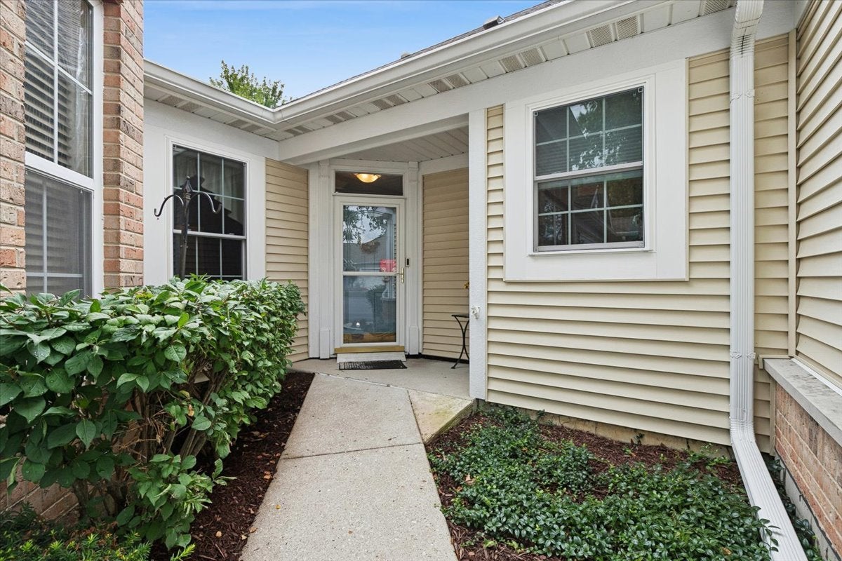 2058 Carillon Drive 0