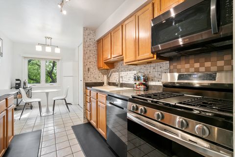 Tiny photo for 1550 Sandpebble Drive #307, Wheeling, IL 60090 (MLS # 12453447)
