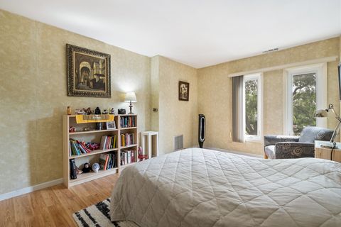 Tiny photo for 1550 Sandpebble Drive #307, Wheeling, IL 60090 (MLS # 12453447)