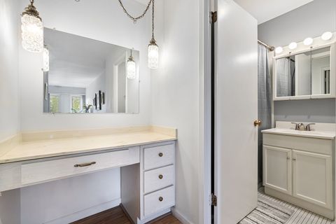 Tiny photo for 1550 Sandpebble Drive #307, Wheeling, IL 60090 (MLS # 12453447)