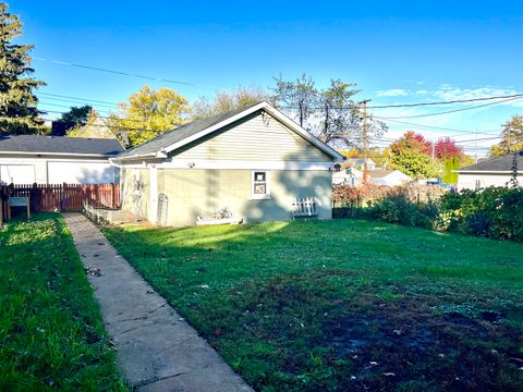Tiny photo for 715 Ellwood Avenue, DeKalb, IL 60115 (MLS # 12499282)