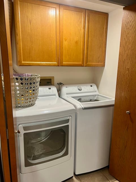 Tiny photo for 9410 S 77th Court #2E, Hickory Hills, IL 60457 (MLS # 12714224)
