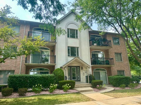 Photo of 9410 S 77th Court #2E, Hickory Hills, IL 60457 (MLS # 12714224)