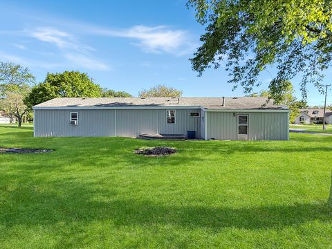 Tiny photo for 212 E Willard Street, Gifford, IL 61847 (MLS # 12651112)