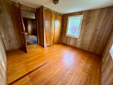 Tiny photo for 212 E Willard Street, Gifford, IL 61847 (MLS # 12651112)