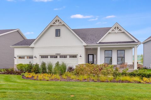 Single Family Residence in Plainfield IL 15260 S Sawgrass Circle.jpg